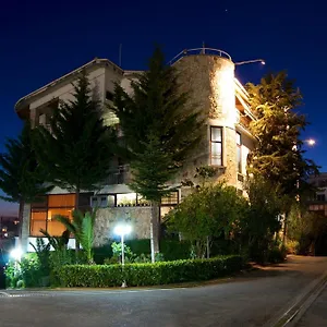 Hotel Baron, Tirana